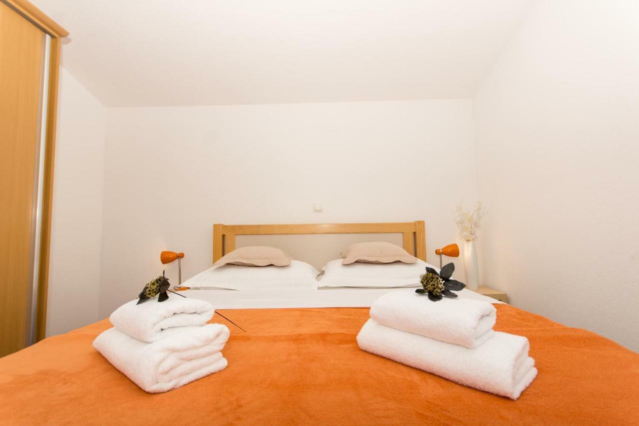 Apartments Cavar Trogir Extérieur photo