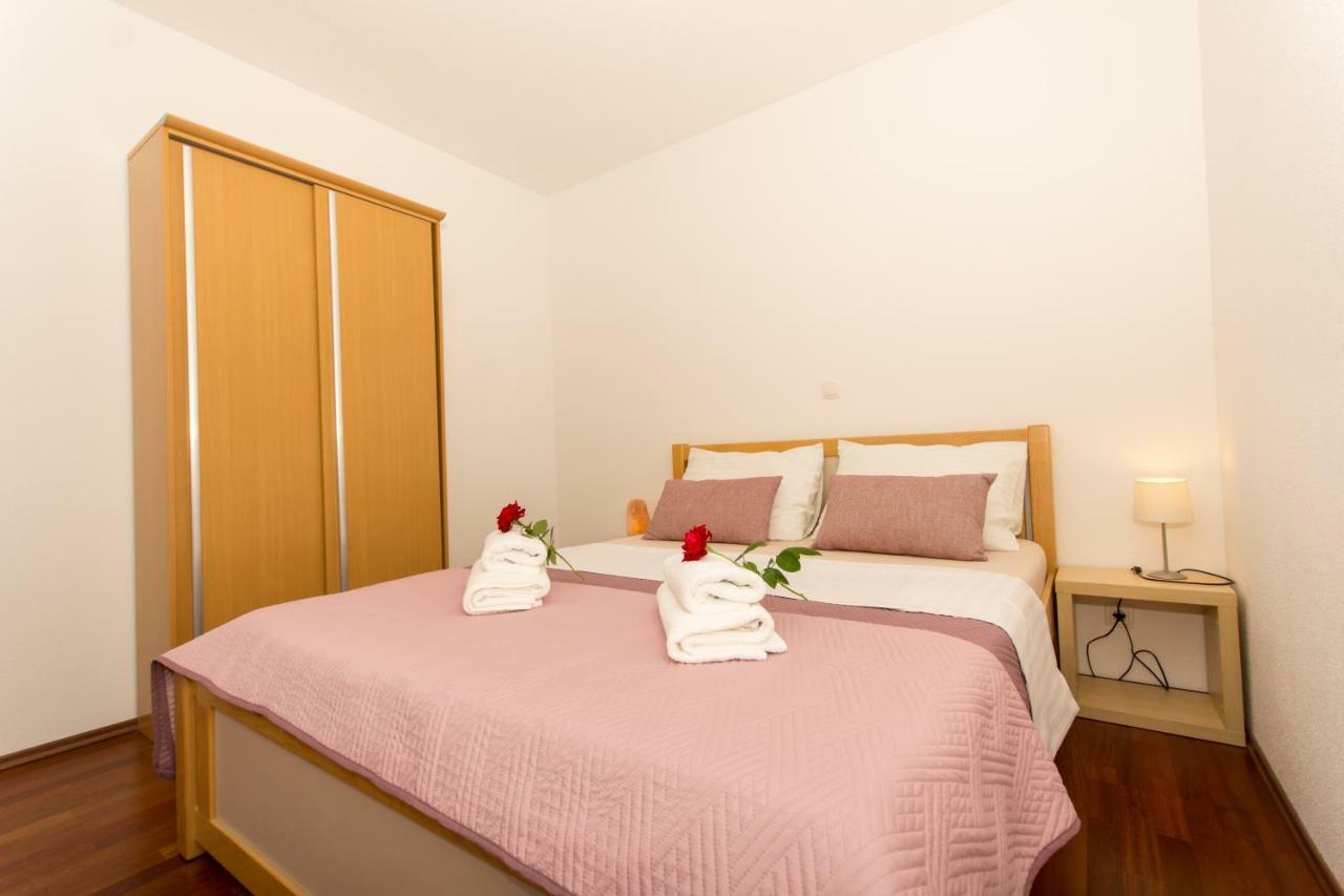 Apartments Cavar Trogir Extérieur photo