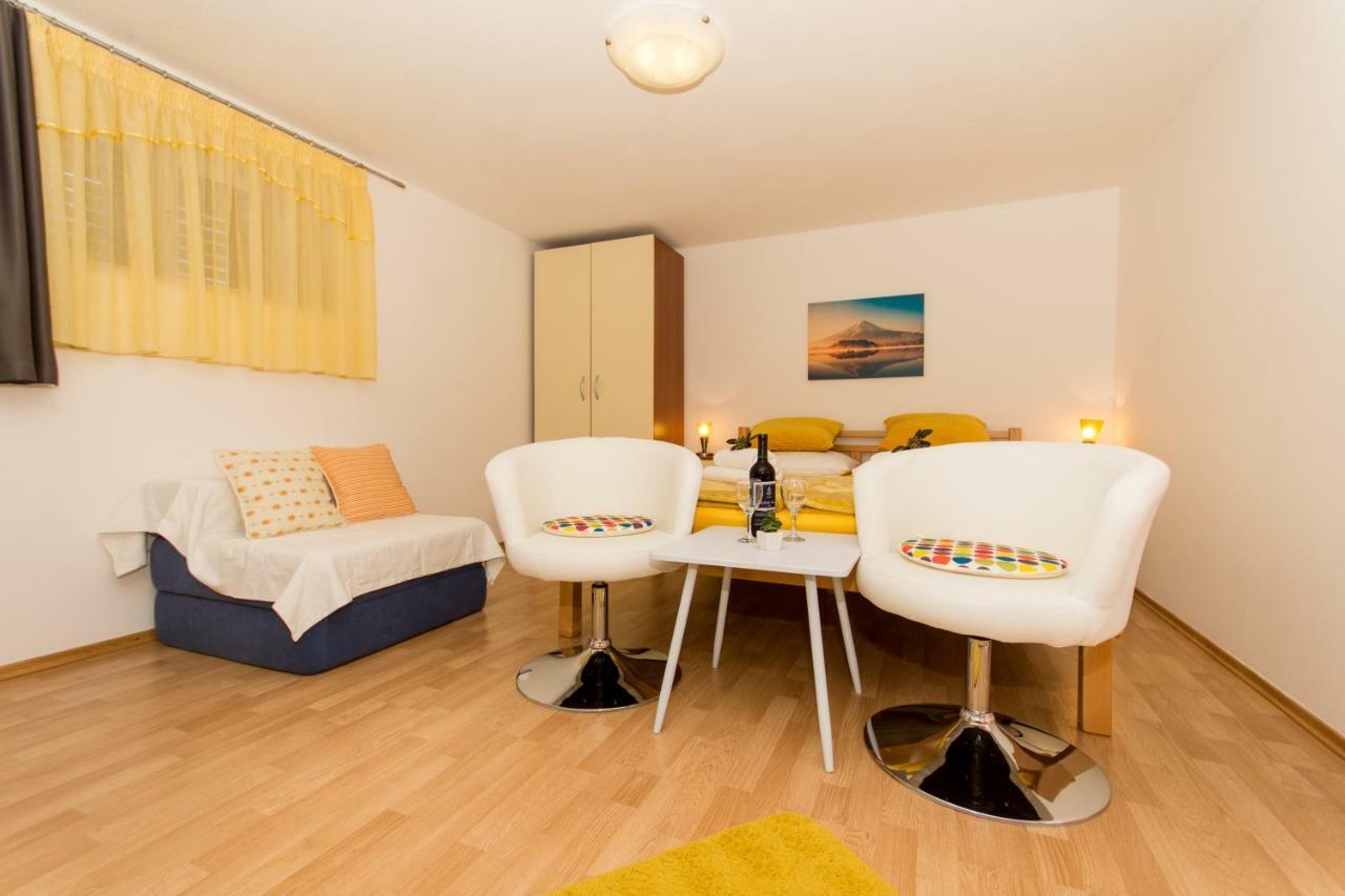 Apartments Cavar Trogir Extérieur photo