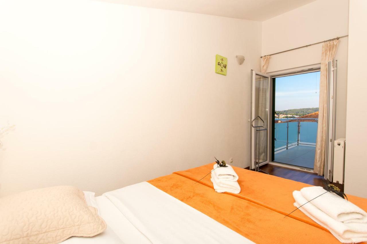 Apartments Cavar Trogir Extérieur photo