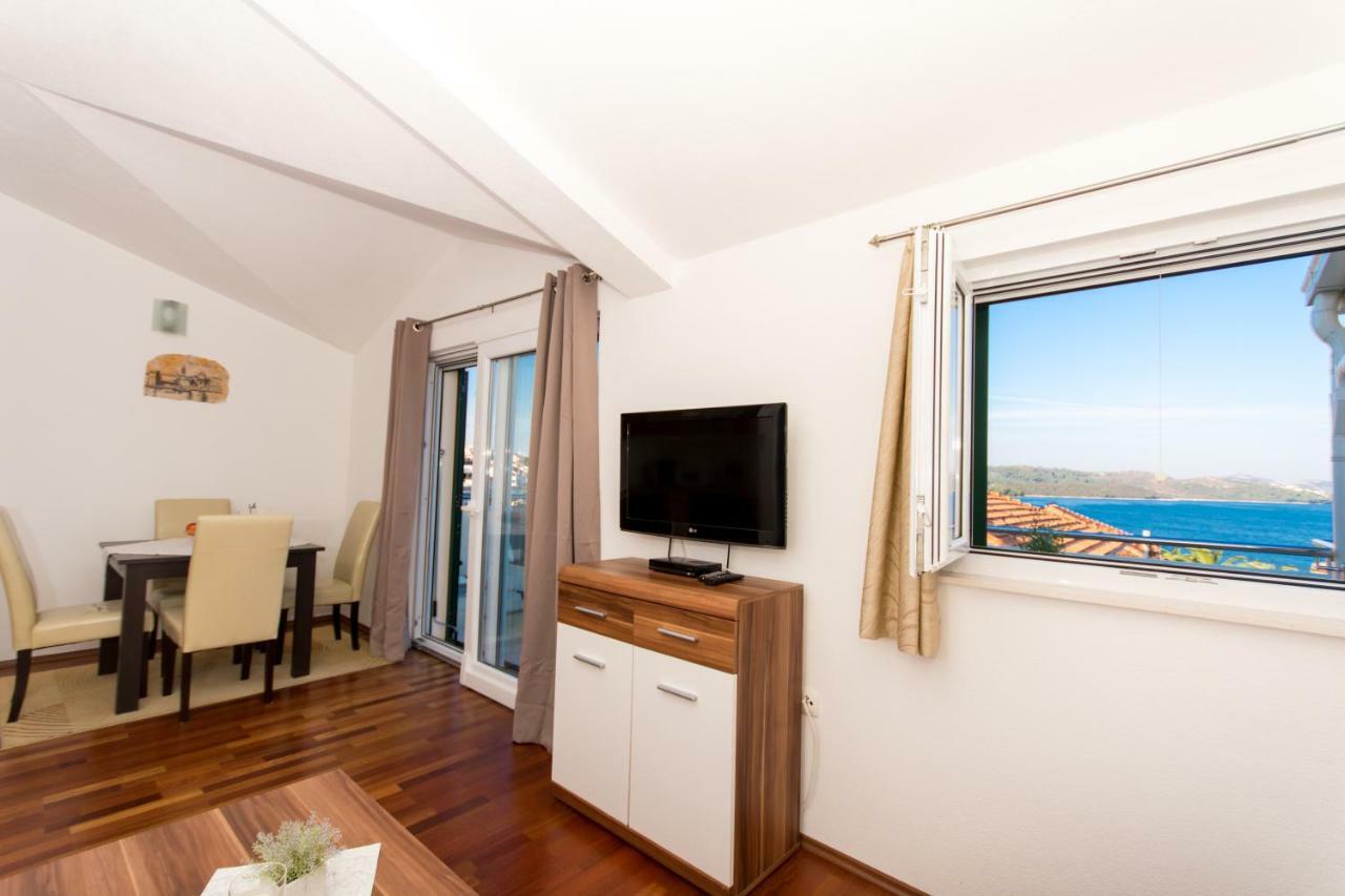 Apartments Cavar Trogir Extérieur photo